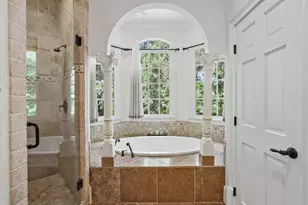 1170 Pine Ridge Rd NE, Atlanta, GA 30324 - Photo 23