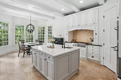 1170 Pine Ridge Road NE, Atlanta, GA 30324 - Photo 9
