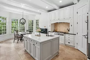 1170 Pine Ridge Rd NE, Atlanta, GA 30324 - Photo 9