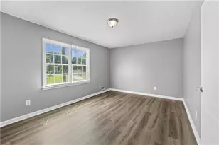 410 Charter Ct, Lawrenceville, GA 30046 - Photo 9