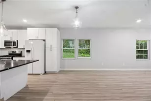 2627 Macon Dr SW, Atlanta, GA 30315 - Photo 9