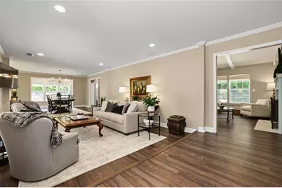 815 Fairfield Drive Drive, Marietta, GA 30068 - Photo 5