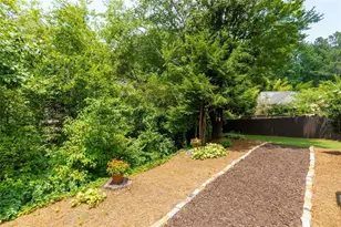 815 Fairfield Dr Dr, Marietta, GA 30068 - Photo 37