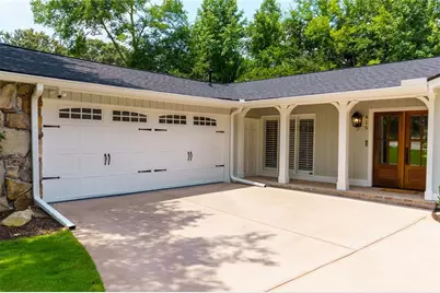 815 Fairfield Drive Drive, Marietta, GA 30068 - Photo 3