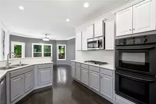 5135 Highland Lake Dr, Atlanta, GA 30349 - Photo 5