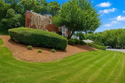 600 Sweet Stream Trace, Johns Creek, GA 30097 - Photo 5