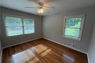 412 Fielding Ln, Atlanta, GA 30311 - Photo 19
