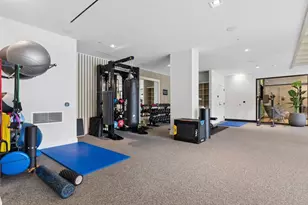 2425 Peachtree Rd NE, Atlanta, GA 30305 - Photo 25