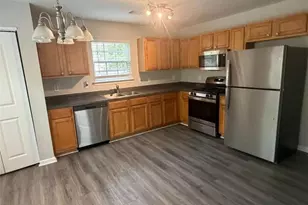 1942 Oakbluff Dr, Austell, GA 30106 - Photo 3