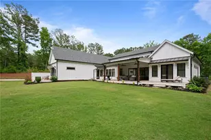 1230 Blalock Lakes Dr, Newnan, GA 30263 - Photo 45