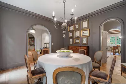 15 Chatsworth Place, Atlanta, GA 30327 - Photo 13
