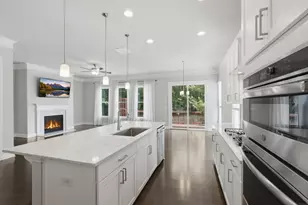 3907 Suwanee Manor Dr, Suwanee, GA 30024 - Photo 35