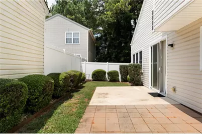 621 W Oaks Drive, Woodstock, GA 30188 - Photo 17