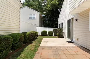 621 W Oaks Dr, Woodstock, GA 30188 - Photo 17