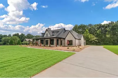 106 Sycamore Drive, Carrollton, GA 30117 - Photo 9