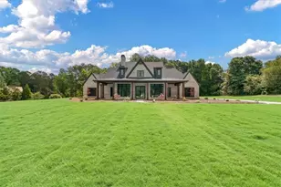 106 Sycamore Dr, Carrollton, GA 30117 - Photo 3
