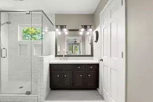4285 Blackland Way, Marietta, GA 30067 - Photo 5