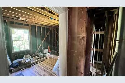 1241 Lyle Avenue, East Point, GA 30344 - Photo 9