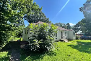 1241 Lyle Ave, East Point, GA 30344 - Photo 17