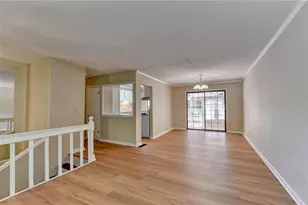 2484 Rhoanoke Dr, Duluth, GA 30096 - Photo 7
