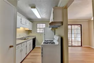2484 Rhoanoke Dr, Duluth, GA 30096 - Photo 15