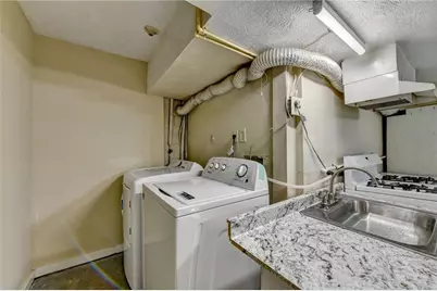 2484 Rhoanoke Drive, Duluth, GA 30096 - Photo 29