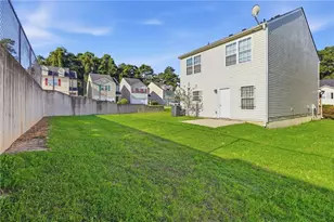 1211 Brookstone Rd, Atlanta, GA 30349 - Photo 31