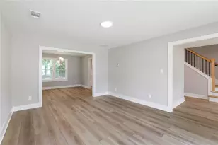 759 Mountain Ridge Way S, Lithonia, GA 30058 - Photo 15
