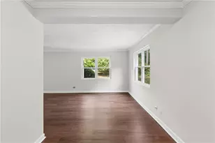 323 Lakemoore Dr NE, Atlanta, GA 30342 - Photo 17