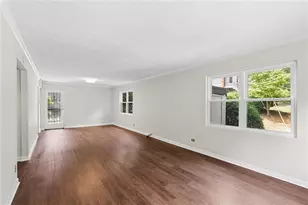 323 Lakemoore Dr NE, Atlanta, GA 30342 - Photo 15