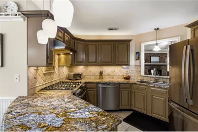 4132 Fawn Court, Marietta, GA 30068 - Photo 11