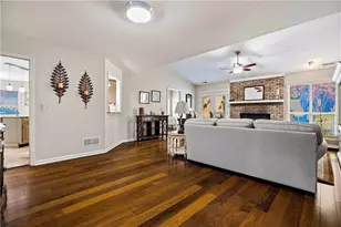 4132 Fawn Ct, Marietta, GA 30068 - Photo 7