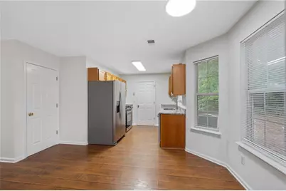 2164 Dresden Green NW, Kennesaw, GA 30144 - Photo 11