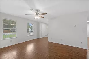 2164 Dresden Green NW, Kennesaw, GA 30144 - Photo 9