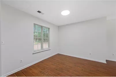 2164 Dresden Green NW, Kennesaw, GA 30144 - Photo 9
