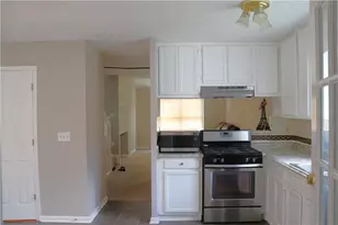 419 Thomas Jefferson Dr, Stone Mountain, GA 30083 - Photo 13