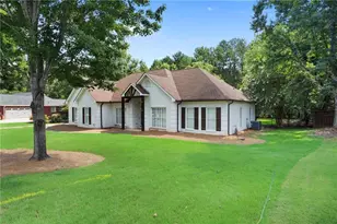 178 Ashley Dr, McDonough, GA 30252 - Photo 3