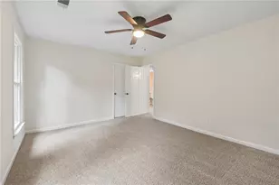 330 Benjamin Cir, Fayetteville, GA 30214 - Photo 17
