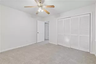 330 Benjamin Cir, Fayetteville, GA 30214 - Photo 15