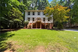 330 Benjamin Cir, Fayetteville, GA 30214 - Photo 1