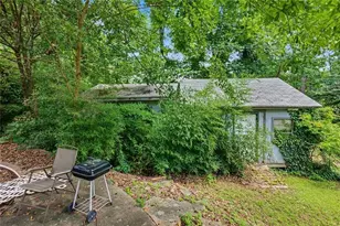 2822 Woodhollow Ln, Jonesboro, GA 30236 - Photo 31