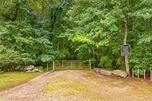334 Annslee Cir, Loganville, GA 30052 - Photo 33