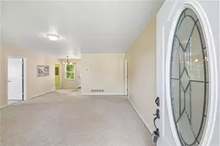 2901 Waterford Dr, Gainesville, GA 30504 - Photo 5