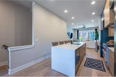 685 Vidalia Lane NW, Atlanta, GA 30318 - Photo 9
