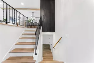 2327 Greenway Dr, Decatur, GA 30035 - Photo 5