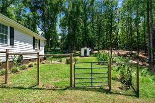 1042 Carl Bramlett Rd, Winder, GA 30680 - Photo 27