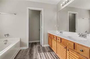 7770 Fabled Point, Union City, GA 30291 - Photo 15