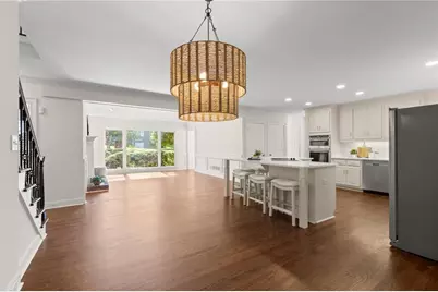 871 Chestnut Lake Drive NE, Marietta, GA 30068 - Photo 13