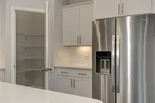 137 Holden Way, Woodstock, GA 30189 - Photo 29