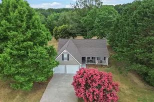 376 Kay Dr, Winder, GA 30680 - Photo 1